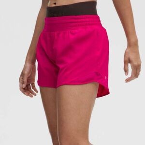 Lululemon Hotty Hot High-Rise Lined Short 4"
Passionate